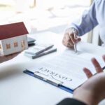 ¿Cómo es el contrato de compra venta de una casa?