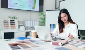 Descubre más sobre nuestro curso 3ds Max, cuánto tiempo se tarda en aprender a usarlo, si puedo aprender a usarlo por mi cuenta y donde aprender 3D Max.
